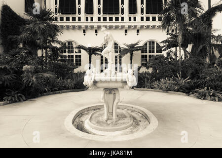 Stati Uniti d'America, Florida, Palm Beach, il Flagler Museum, originariamente casa di Henry Flagler, Florida developer, fontana di Venere Foto Stock