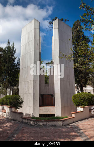 Il Cile, Santiago, Cementerio cimitero generale, tomba di ex socialista Presidente cileno Salvador Allende, uccisi durante un tentativo di colpo di stato da parte delle forze del generale Pinochet nel 1973 supportato da noi Central Intelligence Agency Foto Stock