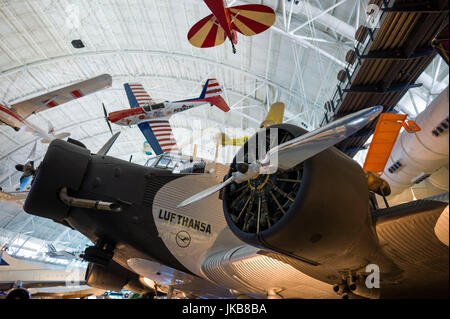 Stati Uniti d'America, Virginia, Herdon, Museo Nazionale dell'aria e dello spazio, Steven F. Udvar-Hazy Center, air museum, 1930-era tedesco Junkers Ju-52 aereo di linea Foto Stock