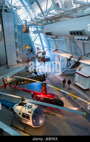 Stati Uniti d'America, Virginia, Herdon, Museo Nazionale dell'aria e dello spazio, Steven F. Udvar-Hazy Center, air museum, elicotteri Foto Stock