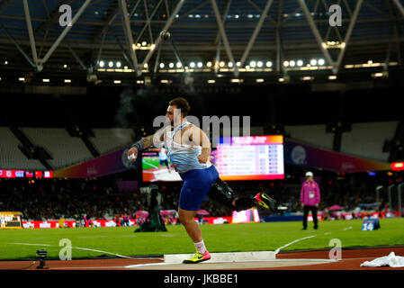 Gran Bretagna Aled Davies compete in uomini della F42 colpo messo durante il giorno nove del 2017 World Para di Atletica a Londra Stadium. Foto Stock