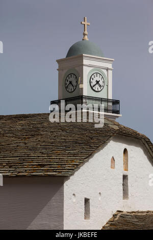 La Grecia, Regione di Tessaglia, Milies, Pelion Peninsula, Agios Taxiarhes chiesa cinquecentesca, esterna Foto Stock