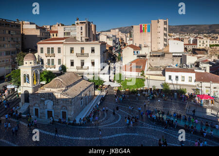 Grecia Grecia Centrale Regione, Atene, vista in elevazione della Piazza Monastiraki, tardo pomeriggio Foto Stock