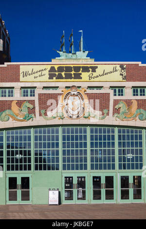 Stati Uniti d'America, New Jersey, Asbury Park, boardwalk edifici Foto Stock