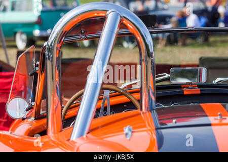 Stati Uniti d'America, Massachusetts, Gloucester, Antique Car Show, Cobra racing car roll bar Foto Stock