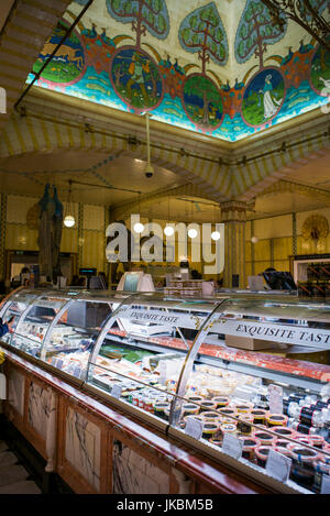 Inghilterra, Londra, Kinghtsbridge, Harrod's Department Store, food court Foto Stock