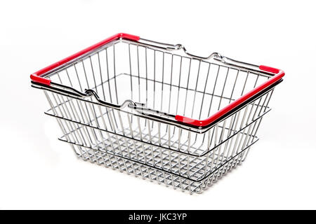 Metallo piccolo Shopping basket contro uno sfondo bianco Foto Stock