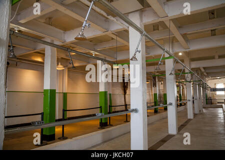 Area di doccia nel penitenziario di Alcatraz, San Francisco, California, Stati Uniti d'America Foto Stock