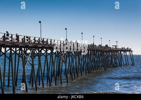 Stati Uniti d'America, North Carolina, Kure Beach, pier Foto Stock