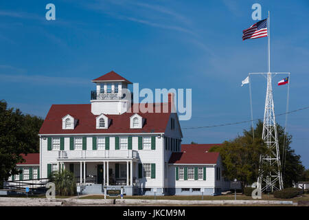 Stati Uniti d'America, Georgia, San Simons Island, Museo Marittimo presso la storica stazione della Guardia Costiera Foto Stock