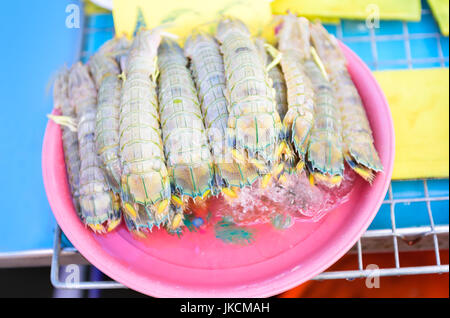 Fresh canocchia Stomatopods o nel mercato del pesce, Thailandia Foto Stock