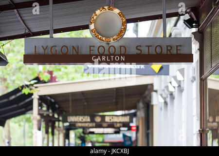 Australia, Victoria, VIC, Melbourne, Carlton, Lygon Street, segno per Lygon negozio di alimentari Foto Stock