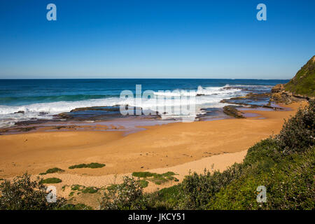 Turrimetta spiaggia vicino Warriewood, uno di Sydney spiagge settentrionali, Nuovo Galles del Sud, Australia Foto Stock