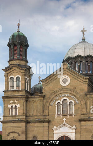 La Bulgaria, la costa del Mar Nero, Burgas, Sveti Cirillo e Metodio cattedrale, esterno Foto Stock