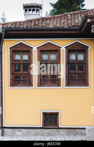 La Bulgaria, centrale Monti, Koprivshtitsa, dettaglio della nazionale bulgara in stile Revival house Foto Stock