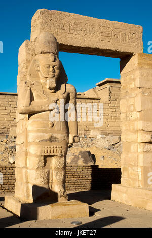 Egitto, Assuan, Mandulis-Tempel auf der Kalabsha-Insel nahe beim Assuan-Damm Nasser-Stausee im Foto Stock