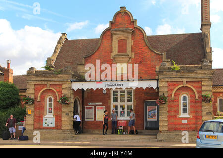 Stazione ferroviaria stazione ferroviaria Edificio, Stowmarket, Suffolk, Inghilterra, Regno Unito 1846 architetto Federico Barnes Foto Stock