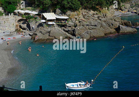 Vista sulla baia di San Fruttuoso di Camogli, Liguria, Italia Foto Stock