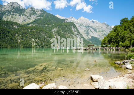 Il lago di Königssee da Salet imbarcadero, Alta Baviera, Baviera, Germania, Europa Foto Stock