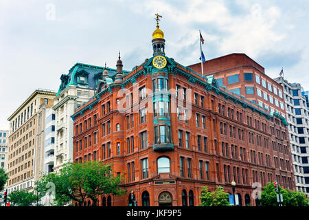 Sun Trust Building 15th Avenue e New York Avenue di fronte al Dipartimento del Tesoro famoso edificio storico costruito 1867 Washington DC Foto Stock