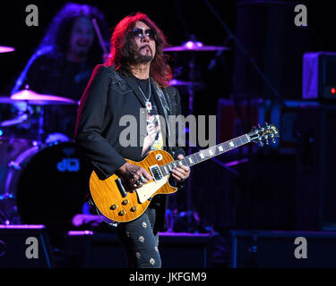 Hollywood FL, Stati Uniti d'America. 22 Luglio, 2017. Ace Frehley suona al Hard Rock Live presso il Seminole Hard Rock Hotel & Casino sulla luglio 22, 2017 in Hollywood Florida. Credito: Mpi04/media/punzone Alamy Live News Foto Stock