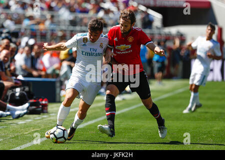 Santa Clara, Stati Uniti d'America. 23 Luglio, 2017. Daley cieco (17) il Manchester United player. Theo Hernandez (15) del Real Madrid in player.INTERNATIONAL Champions Cup tra Real Madrid vs manchester united match amichevole a Levi's Stadium di Santa Clara, California, USA, luglio 23, 2017 . Credito: Gtres Información más Comuniación on line,S.L./Alamy Live News Foto Stock