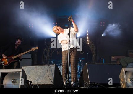 Niente ma i ladri, verde villaggio Festival, Southend, Essex © Clarissa Debenham / Alamy Foto Stock