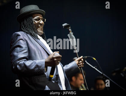 Neville banda di fiocco, nel Parco Festival, Southend, Essex © Clarissa Debenham / Alamy Foto Stock