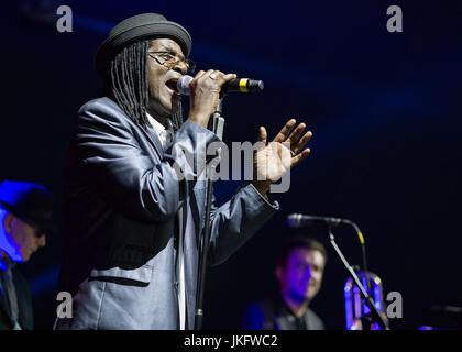 Neville banda di fiocco, nel Parco Festival, Southend, Essex © Clarissa Debenham / Alamy Foto Stock