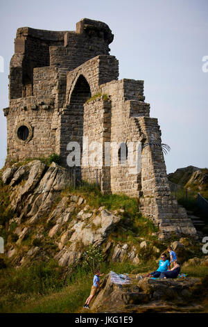 Hillside landmark Mow Cop Castello è una follia rovine vicino a Congleton, Cheshire Est, Inghilterra, Il Grade ii Listed è un edificio. Foto Stock