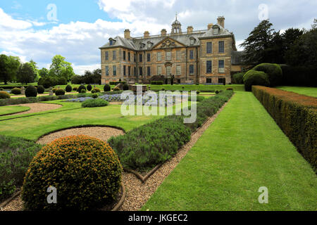 Belton House e giardini; Belton village; Lincolnshire; Inghilterra; Regno Unito Foto Stock