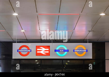 Stratford stazione ferroviaria, Borough of Newham, London, England, Regno Unito Foto Stock