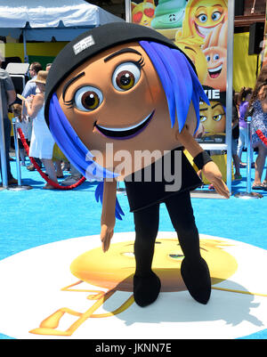 Los Angeles, Stati Uniti d'America. 23 Luglio, 2017. Carattere Emoji "Jailbreak" presso la premiere mondiale per 'Il filmato Emoji' al Regency Village Theatre, Westwood. Credito: Sarah Stewart/Alamy Live News Foto Stock