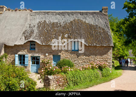 Francia, Loire-Atlantique (44), Parc Naturel Régional de Brière, Saint-Lyphard, Hameau de Khérinet entièrement restauré par le Parc, maison typique au Foto Stock