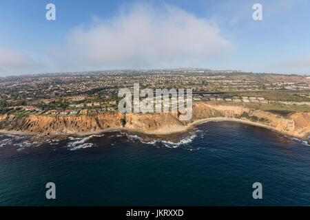 Costa del Pacifico vista aerea di Rancho Palos Verdes nella Contea di Los Angeles, California. Foto Stock
