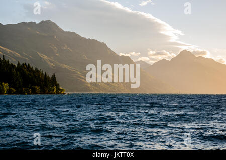 Viaggio su strada anche se Isola del Sud, Nuova Zelanda Foto Stock