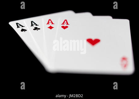 Carta da gioco Aces Close Up su sfondo nero. Foto Stock