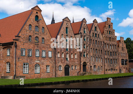 Vecchi magazzini per la importati Luneburg sale, città anseatica di Lubecca, patrimonio mondiale dell UNESCO, Mar Baltico, Schleswig-Holstein, Germania, Europa Foto Stock