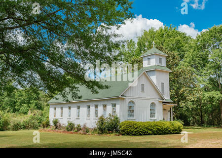 Piccole comunità unita chiesa metodista in rurale Alabama, Stati Uniti d'America. Foto Stock