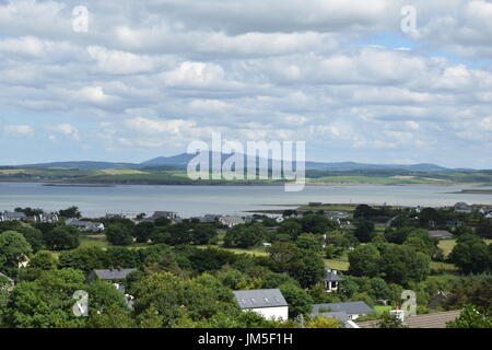 Vista della Baia di Clew dalla sommità del Croagh Patrick nella contea di Mayo, Irlanda Foto Stock