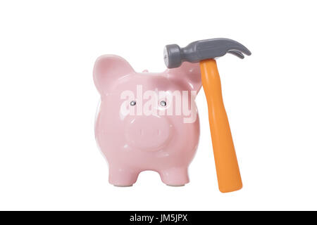 Giocattolo di plastica il martello e il salvadanaio visto dalla parte anteriore isolato su sfondo bianco Foto Stock