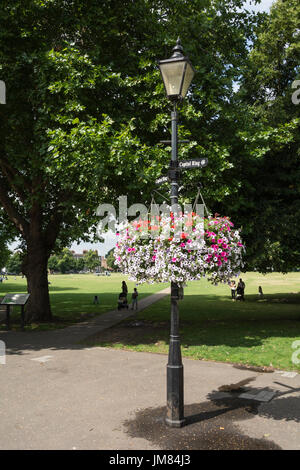 Anello di capitale del digital signage, Richmond, Surrey, England, Regno Unito Foto Stock