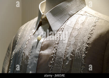 Maglietta formale e abito nazionale delle Filippine barong tagalog Foto Stock