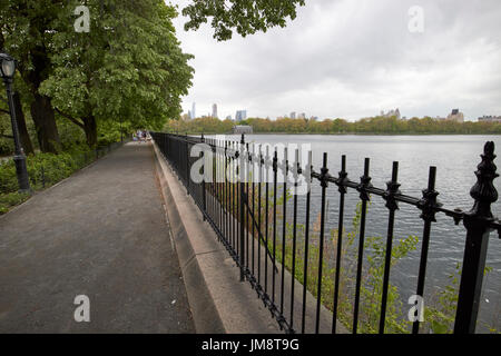 Jacqueline Kennedy Onassis serbatoio central Park di New York City STATI UNITI D'AMERICA Foto Stock