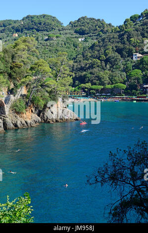 La spiaggia di Paraggi vicino a Portofino, Liguria Foto Stock