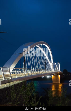 Rheinbrücke der Strassenbahn zwischen Strasburgo und Kehl Foto Stock