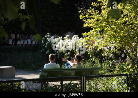 Parigi, Palais Royal, Garten - Parigi, Palais Royal, giardino Foto Stock