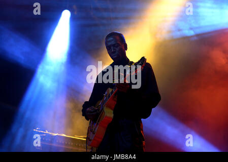 Barcellona - 4 giu: Orchestra Baobab (afro-cubane Caraibi-fusion band) eseguire in concerto al suono di Primavera 2016 Festival il 4 giugno 2016 in Barcelon Foto Stock