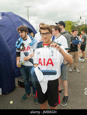 Harrison, NJ USA - Luglio 25, 2017: Tottenham Hotspur fans frequentare International Champions Cup gioco tra Tottenham Hotspur e come Roma su Red Bulls Arena Roma vince 3 - 2 Foto Stock