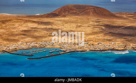 Il 'Graciosa' isola osservata dal 'Mirador del Rio' Lookout a Lanzarote Foto Stock